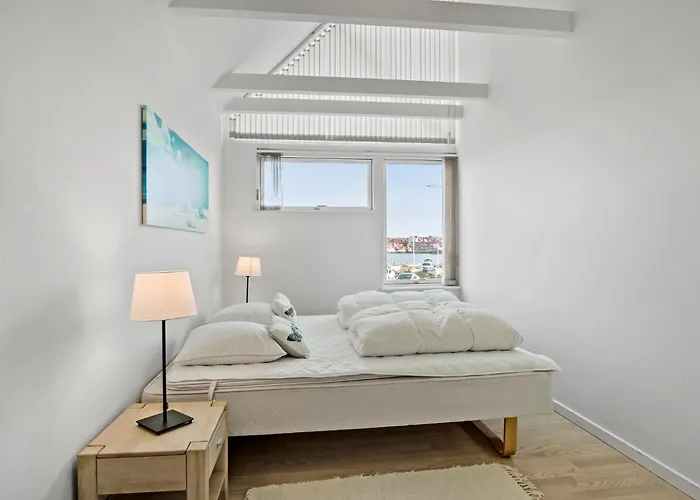 度假居 3 Bedroom Stunning In 阿森斯